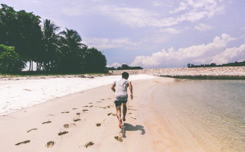Pro e contro di correre sulla sabbia