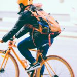Scopri come andare in bicicletta in modo sicuro